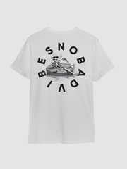 Camiseta branca Weedz Apparel streetwear e beachwear