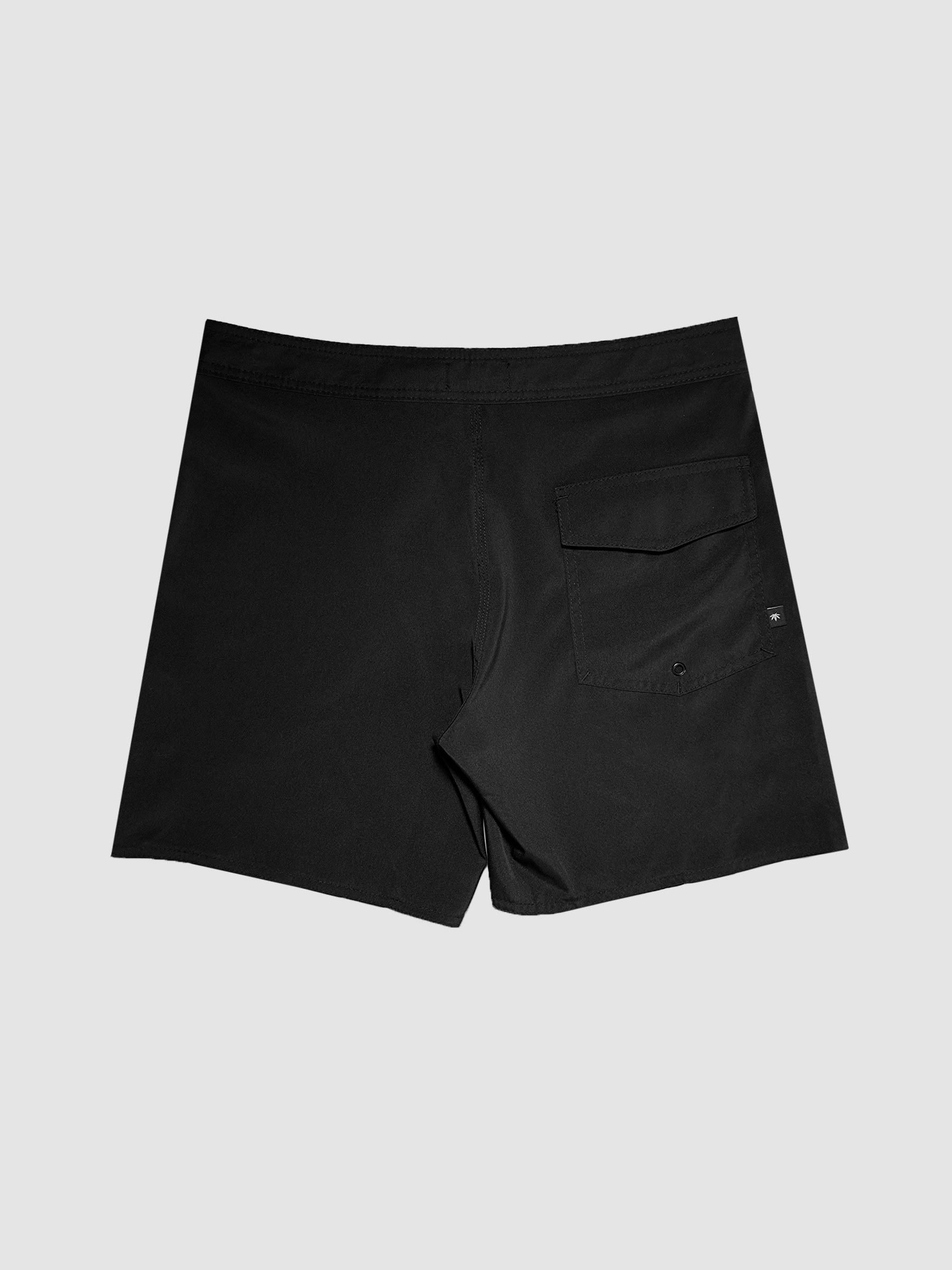 Walkshort Black Corte Reto