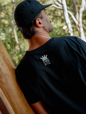 Camiseta RAW Capitão Caverna
