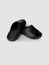 Chinelo Silde preto Weedz Apparel streetwear e beachwear